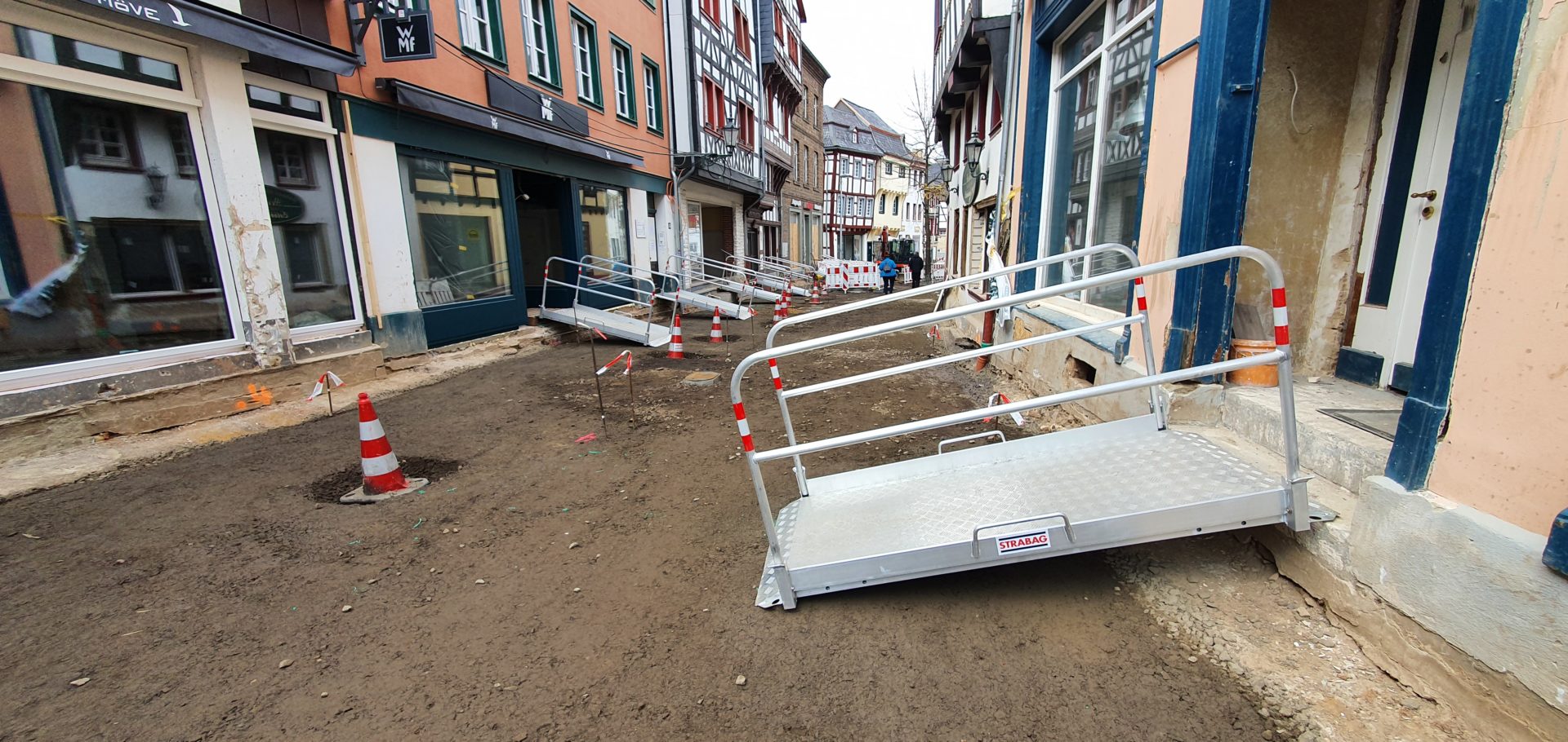 Sanierung Einkaufsstraße Bad Münstereifel, ordentlicher Bauplatz.