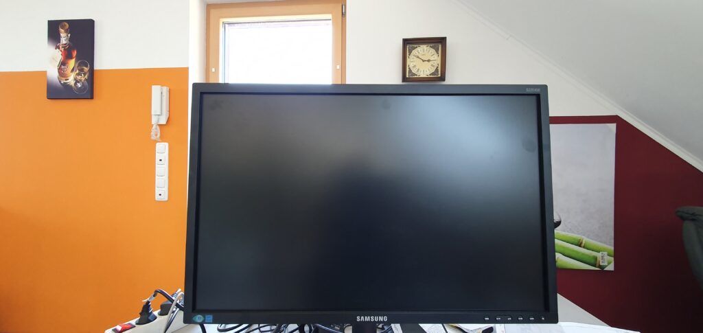 Arbeiten von zu Hauses, es gibt schlimmeres Arbeiten von zu Hauses, es gibt schlimmeres