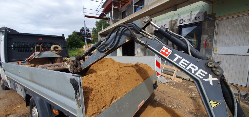 Baumaschinen Leasing Erfahrungen. Mietkauf besser? Kundenmeinungen.