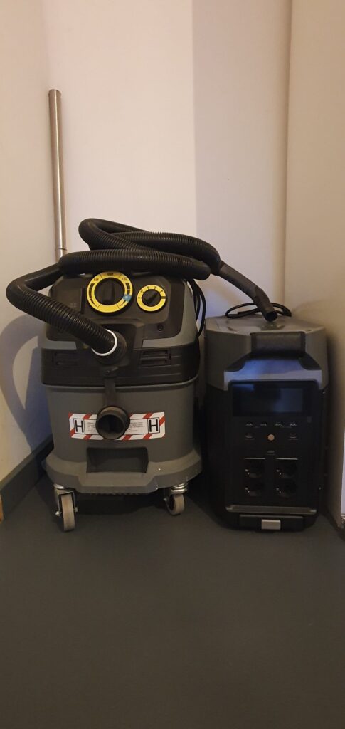 Kärcher Nass Trockensauger und Ecoflow Pro Baustellen Einsatz Kärcher Nass Trockensauger und Ecoflow Pro Baustellen Einsatz