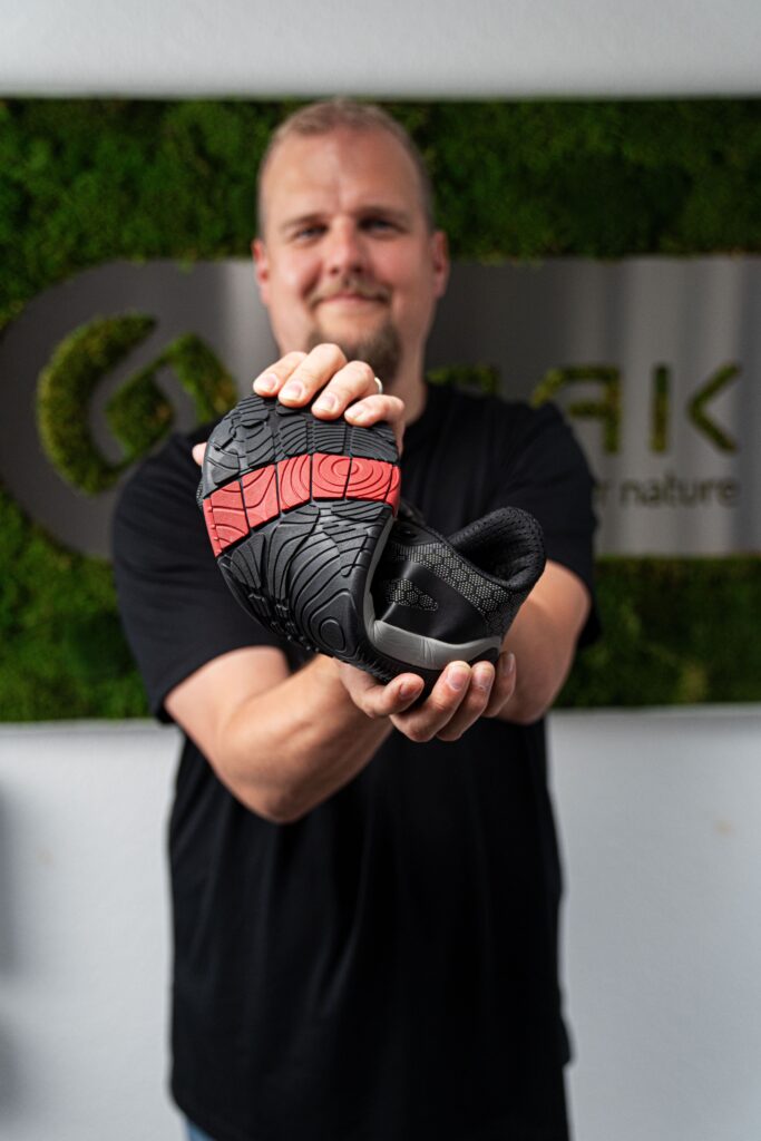 Sehr flexible Sohle, wie bei "normalen" Barfußschuhen! Flexible Sohle beim Baak Barfußschuh Modell Phoenix