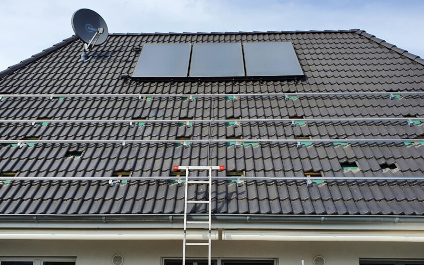 Aluprofile für Aluträger PV-Module auf Hausdach