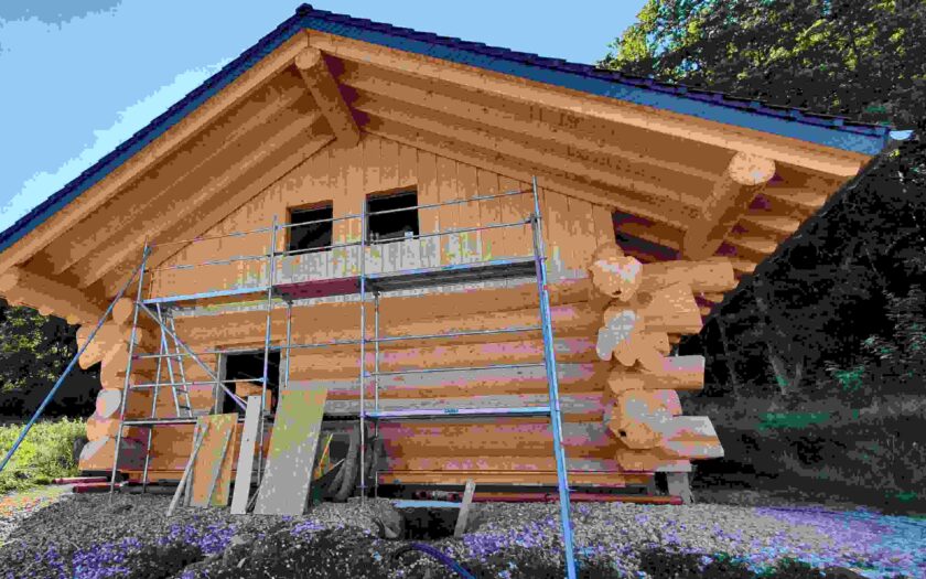 Holzhaus als Bohlenmassivhaus